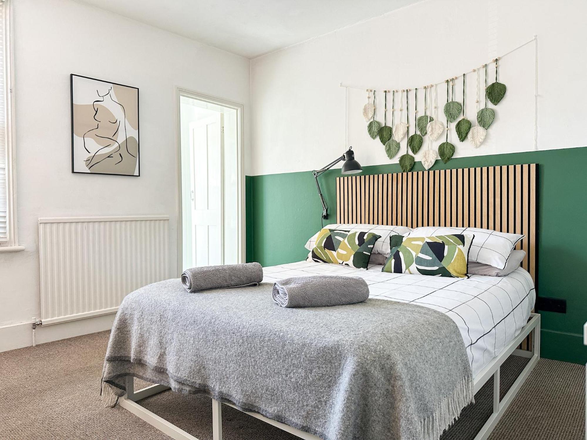 Love Lane - Cosy & Modern City Centre Guest Suite Кентърбъри Екстериор снимка